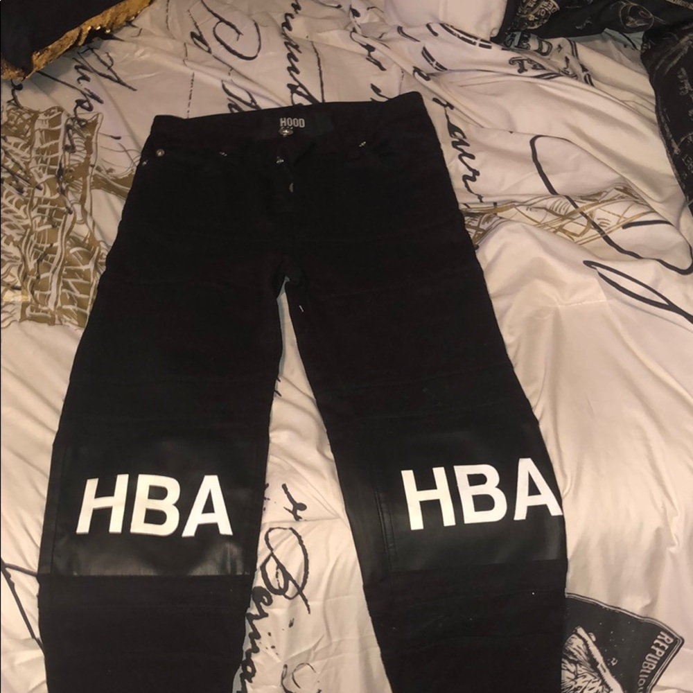 Black unisex jeans
